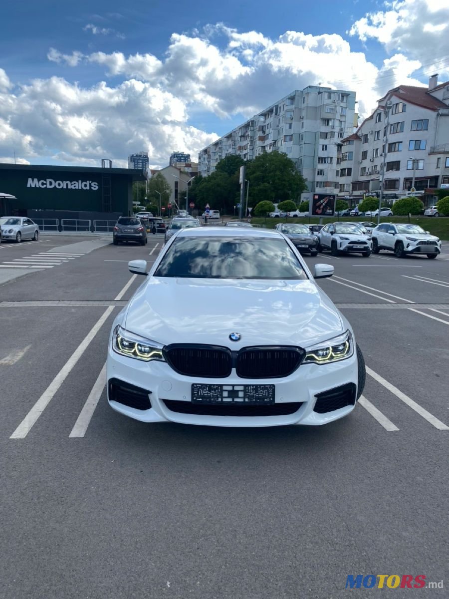 2020' BMW 5 Series photo #2