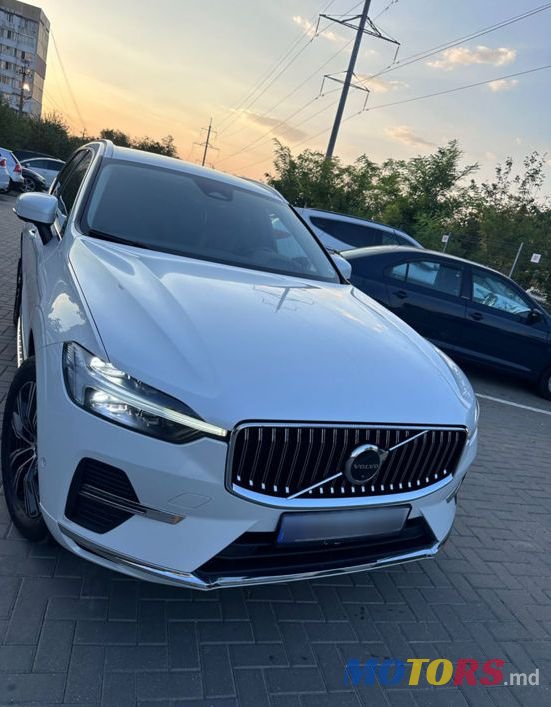 2022' Volvo XC60 photo #1