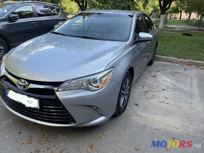 2016' Toyota Camry photo #2