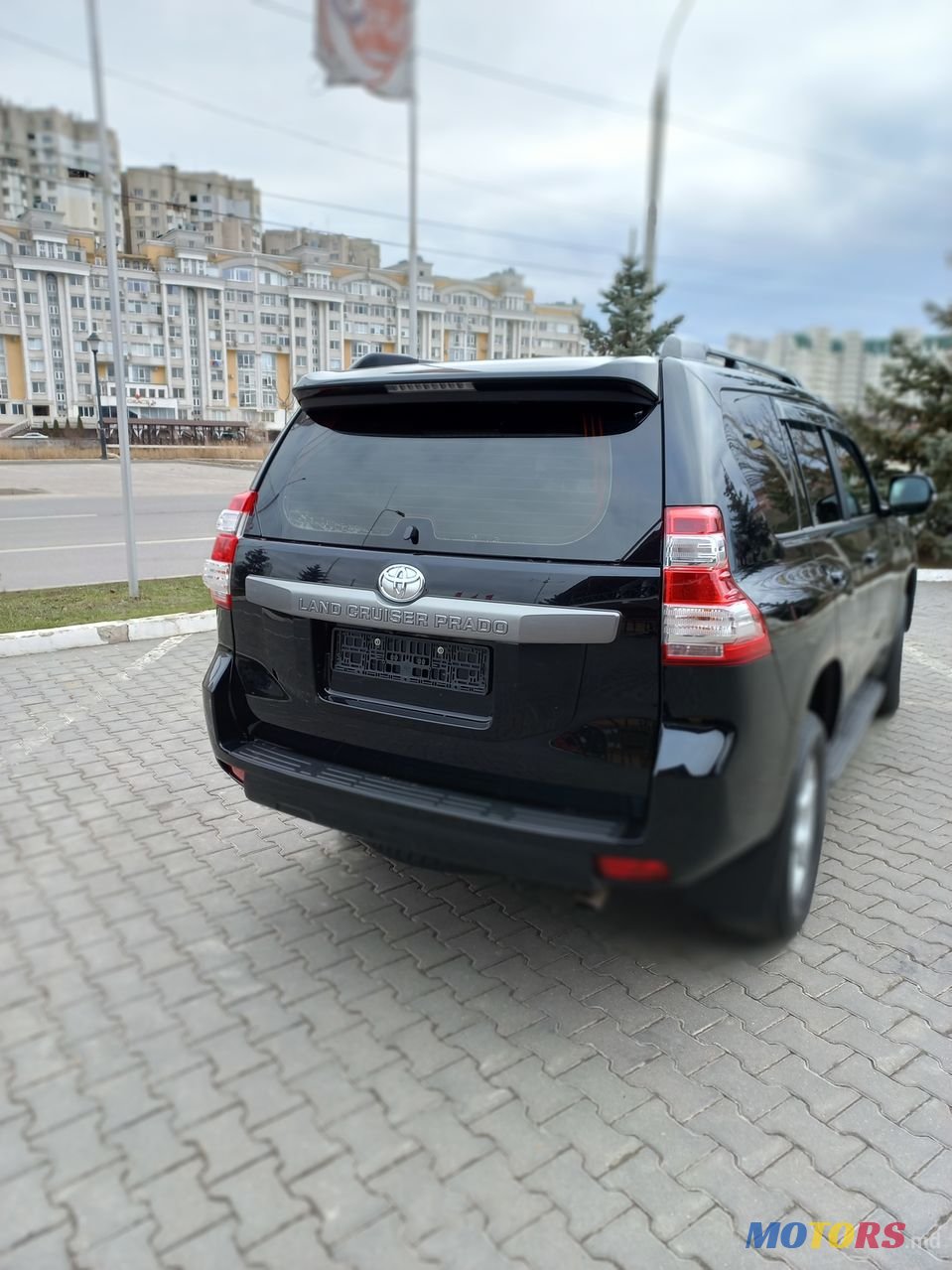 2016' Toyota Land Cruiser Prado photo #3