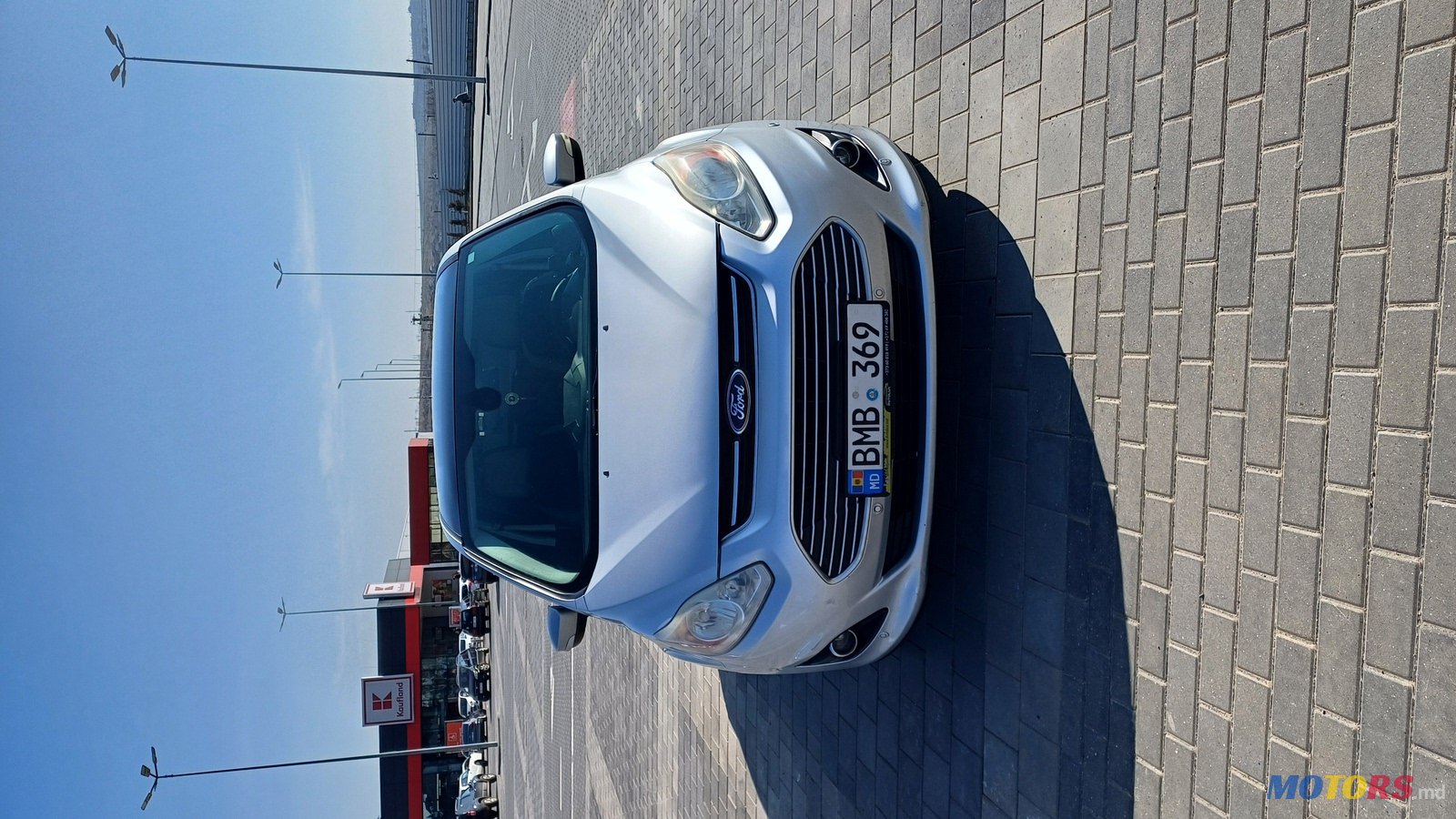 2013' Ford C-MAX Hybrid photo #3