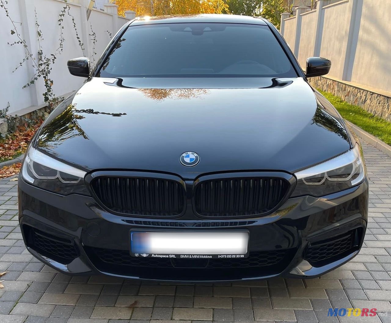 2019' BMW 5 Series photo #2
