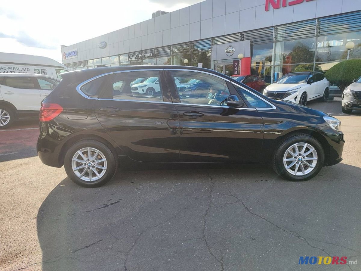 2016' BMW 2 Series Active Tourer photo #4