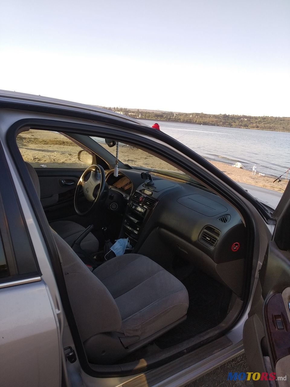 2001' Nissan Maxima photo #3