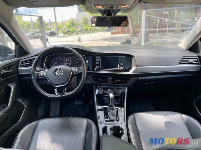 2019' Volkswagen Jetta photo #6