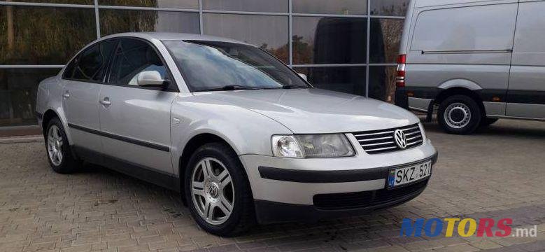 2000' Volkswagen Passat photo #1