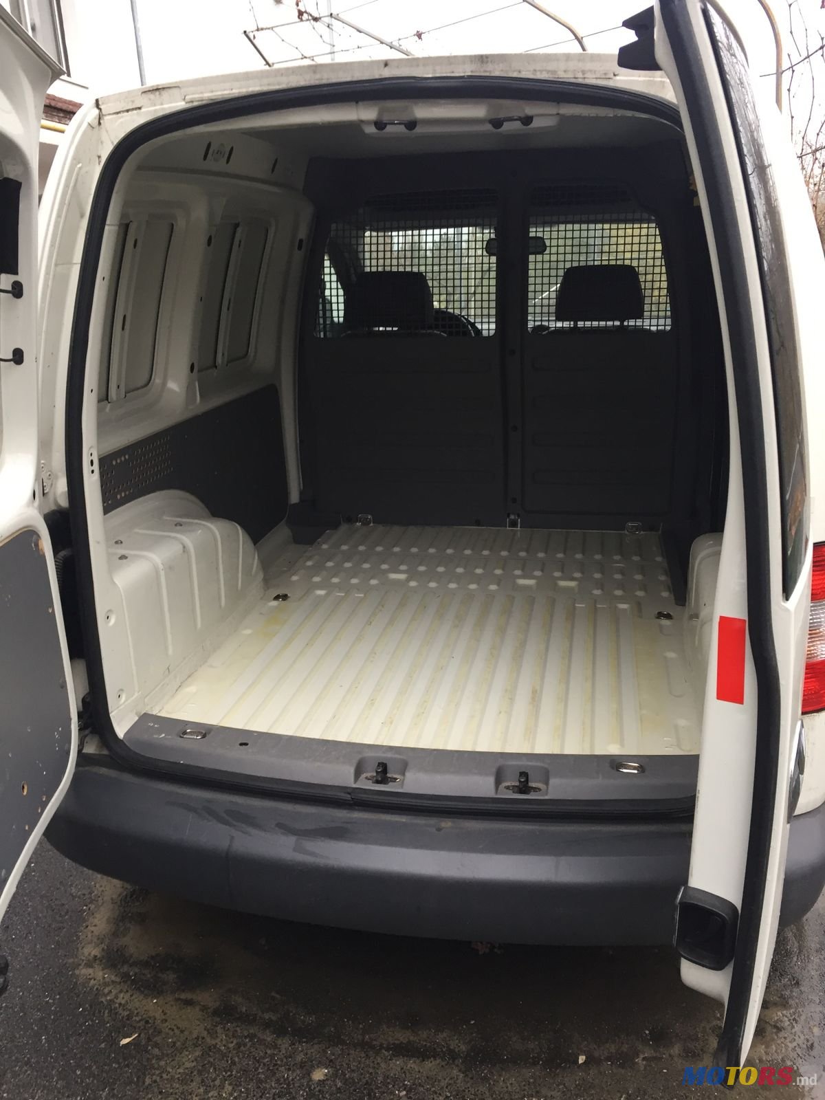 2008' Volkswagen Caddy photo #7