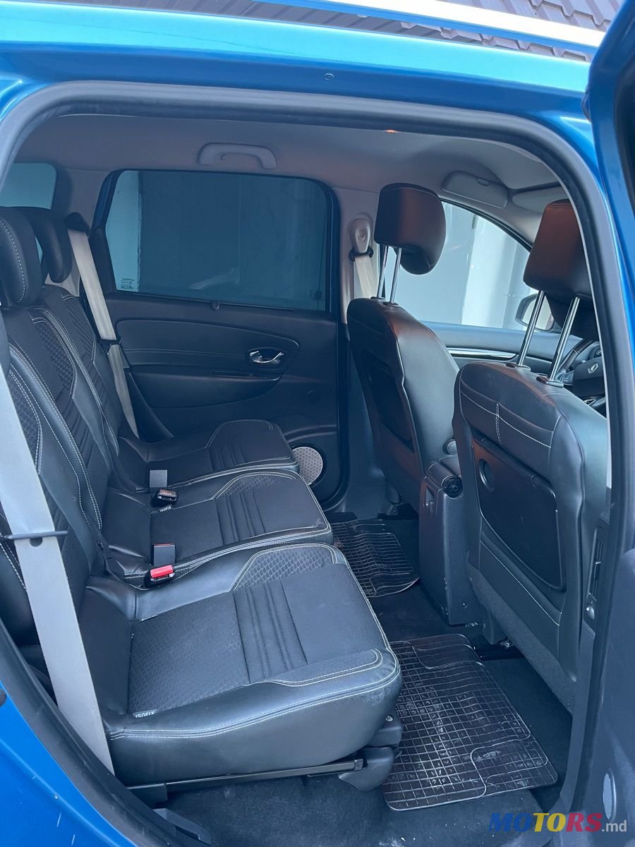 2015' Renault Grand Scenic photo #5