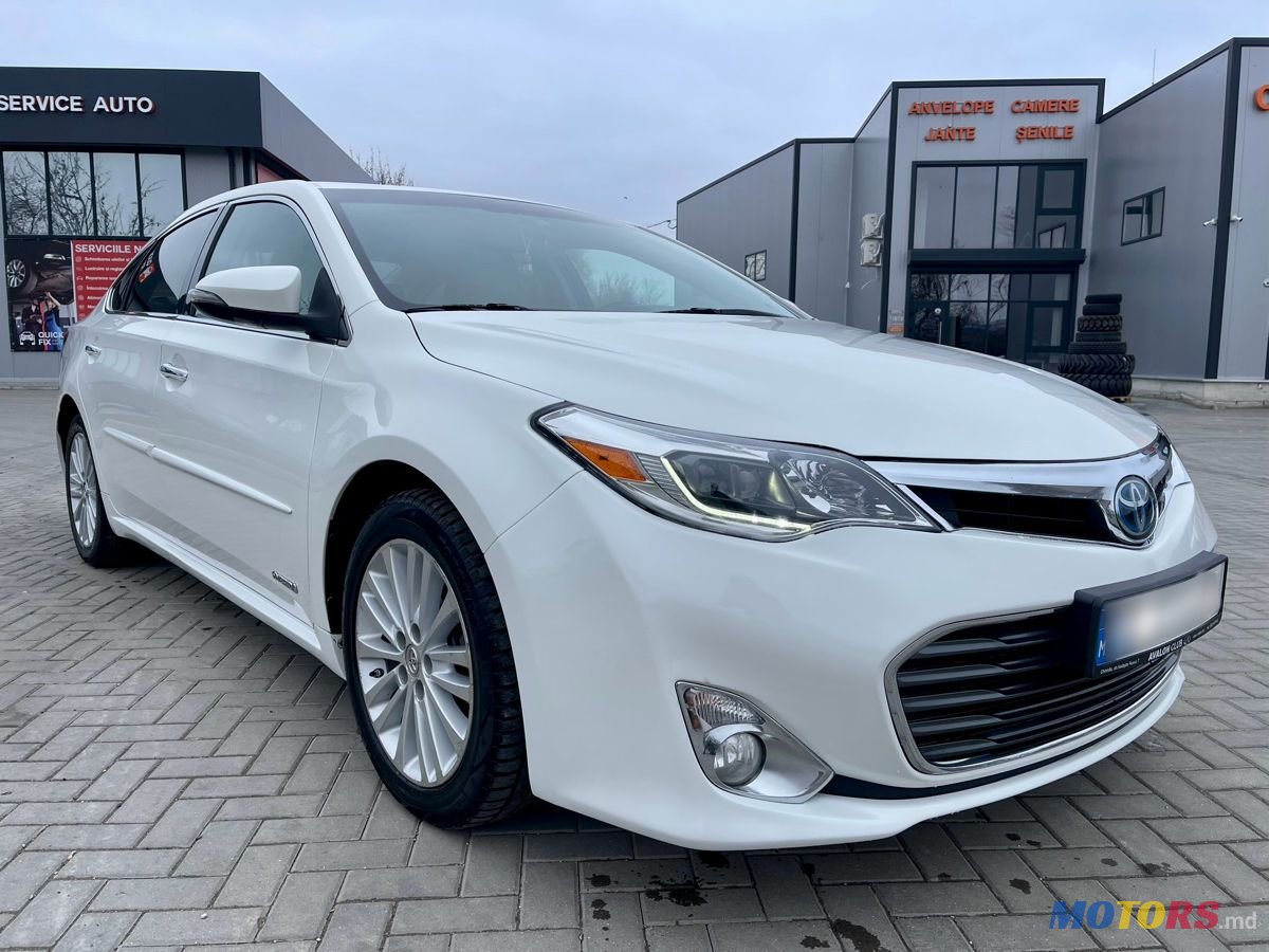 2013' Toyota Avalon photo #4