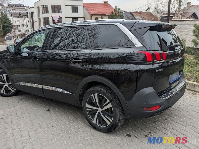 2018' Peugeot 5008 photo #3