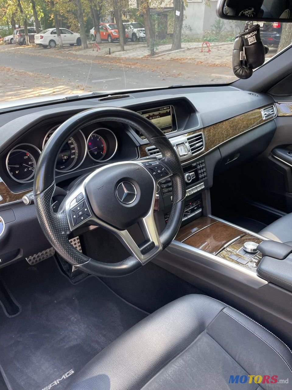 2015' Mercedes-Benz E Класс photo #4