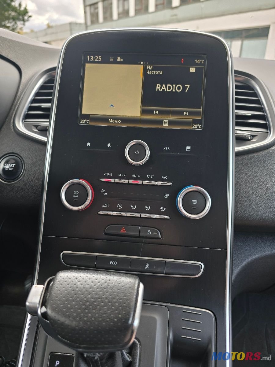 2017' Renault Grand Scenic photo #5