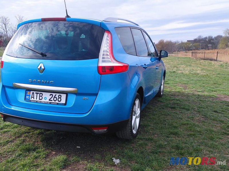 2014' Renault Grand Scenic photo #4