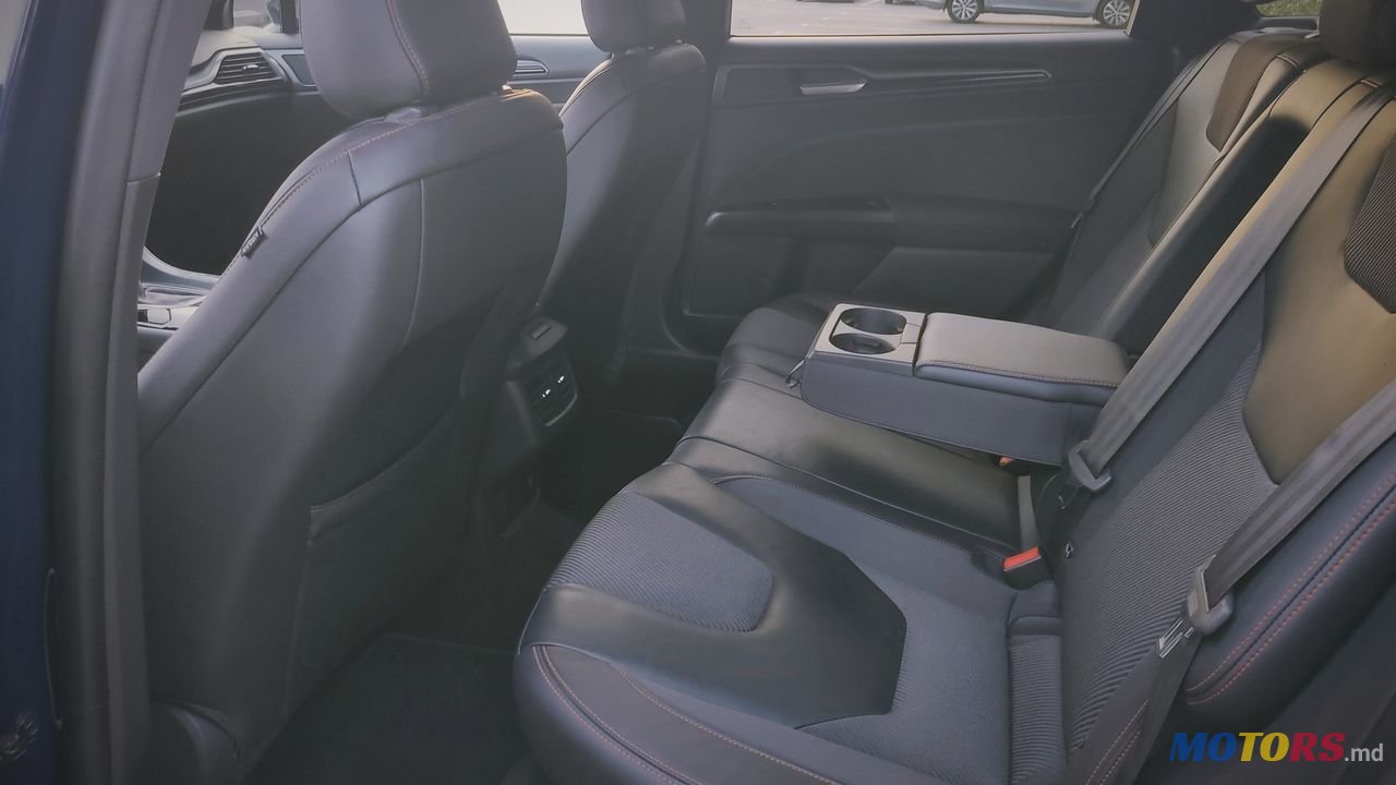 2018' Ford Mondeo photo #4