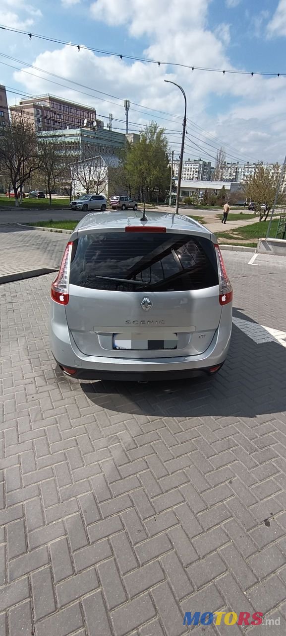 2013' Renault Grand Scenic photo #6