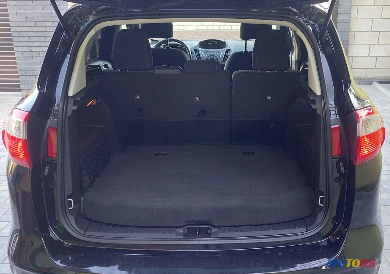 2013' Ford C-MAX photo #4