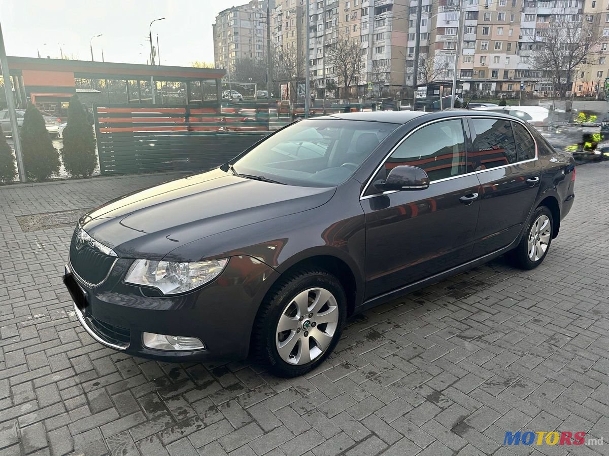 2009' Skoda Superb photo #1