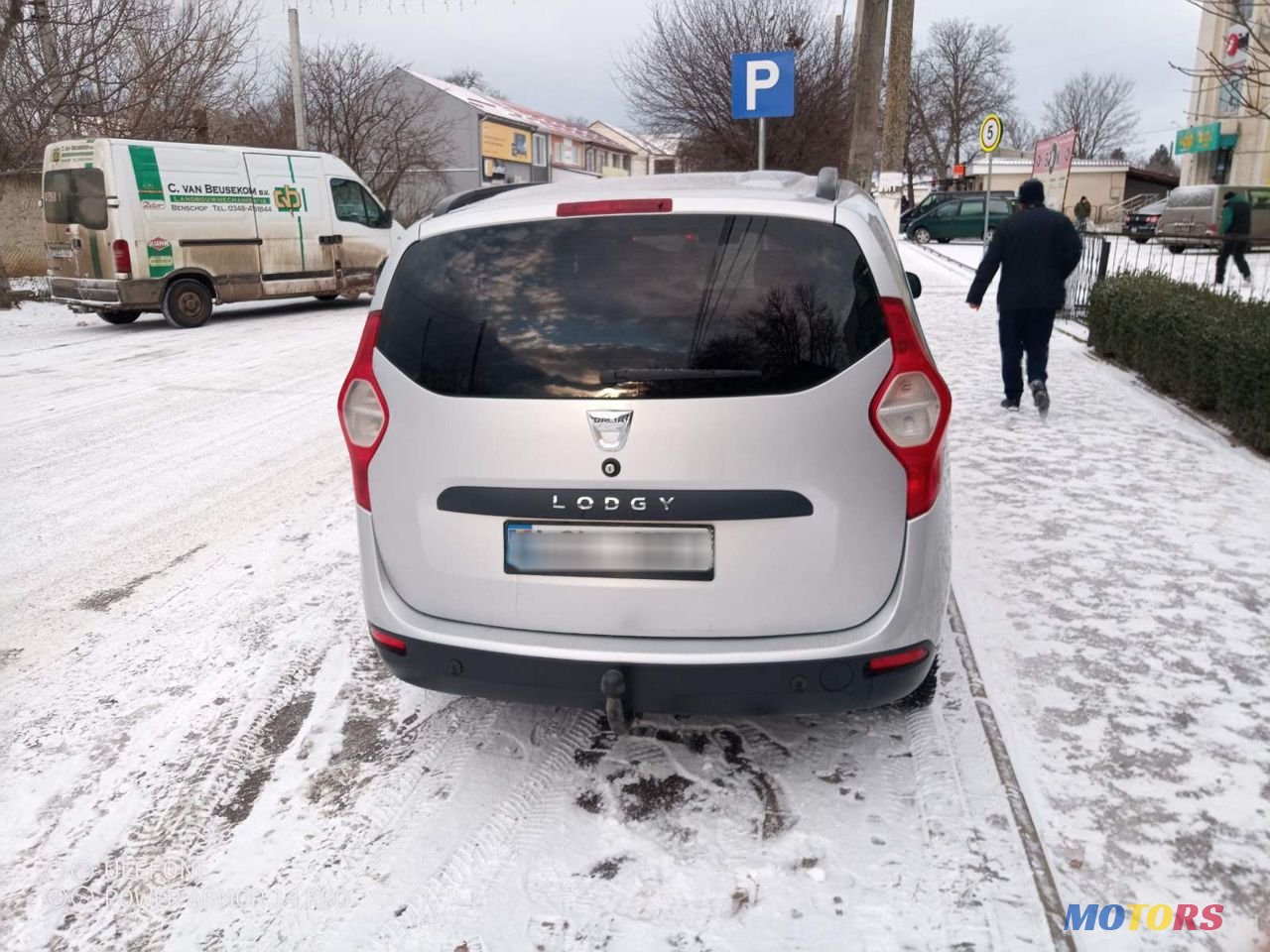 2012' Dacia Lodgy photo #2