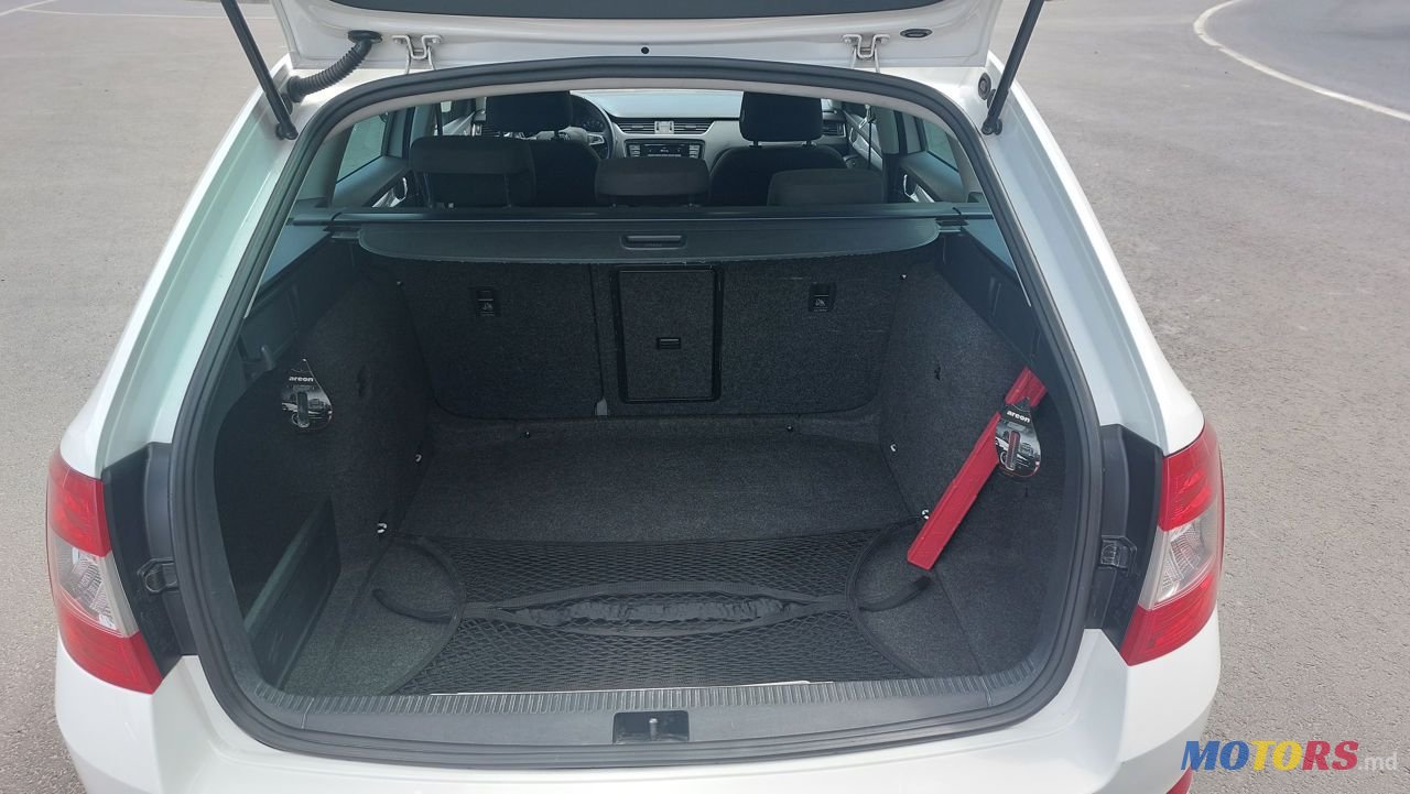 2013' Skoda Octavia photo #4