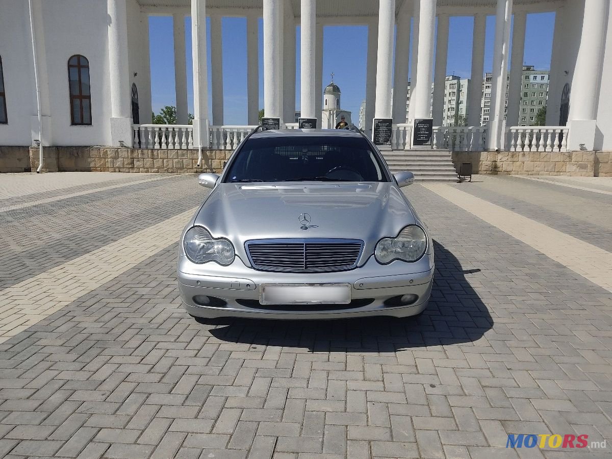2003' Mercedes-Benz C-Class photo #2