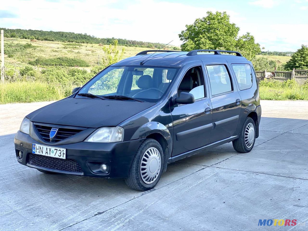 2007' Dacia Logan Mcv photo #3