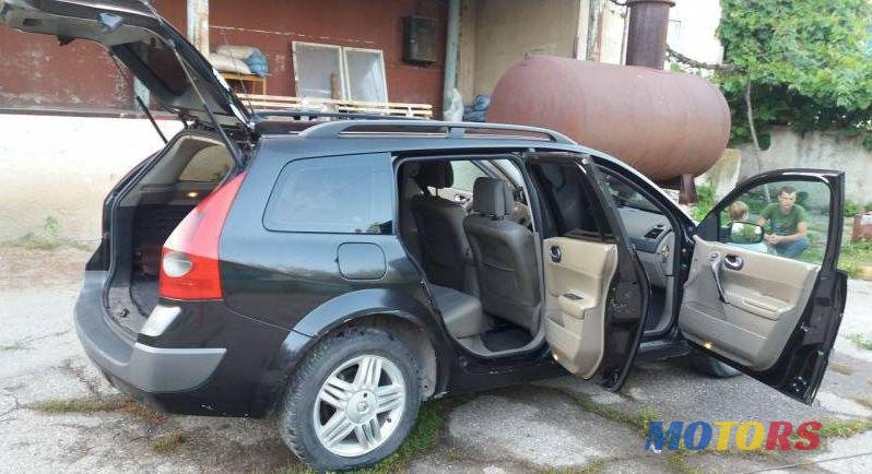 2004' Renault Megane photo #2