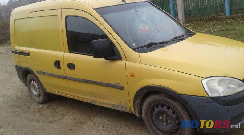 2002' Opel Combo photo #1