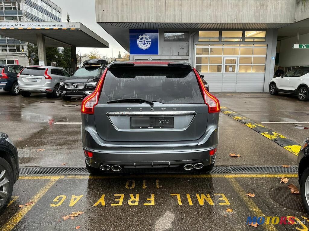 2016' Volvo XC60 photo #5