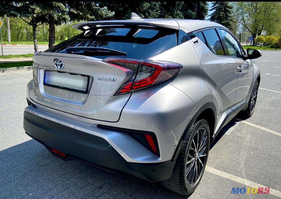 2018' Toyota C-HR photo #4