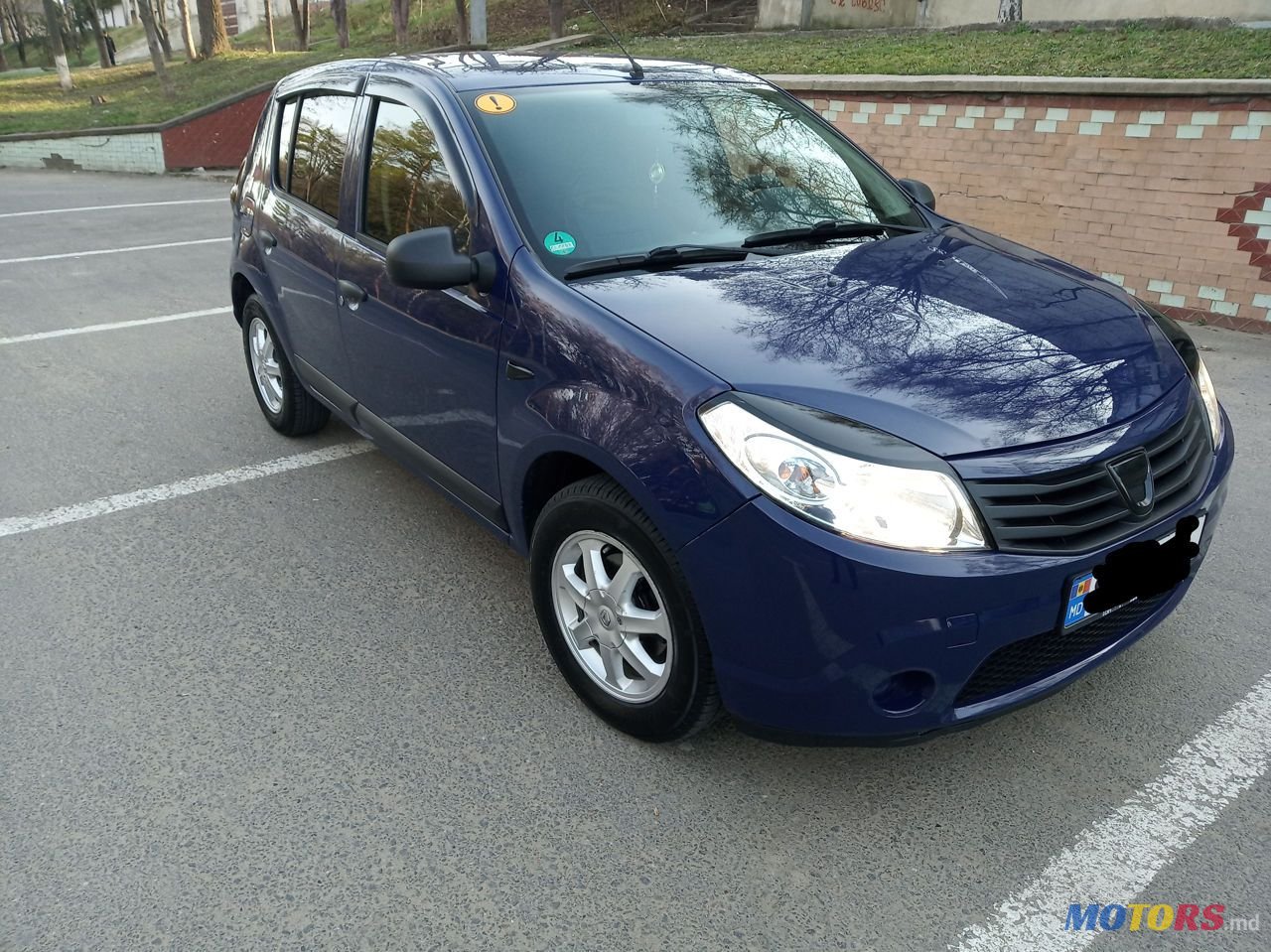 2009' Dacia Sandero photo #3