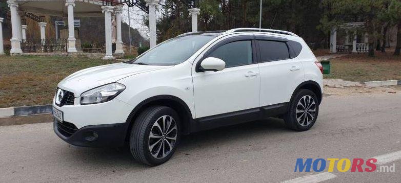 2012' Nissan Qashqai photo #1