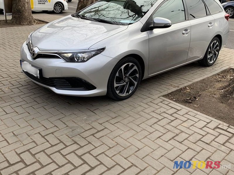 2015' Toyota Auris photo #6