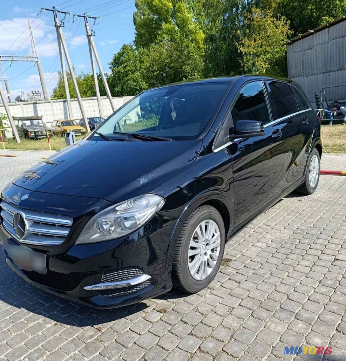 2014' Mercedes-Benz B-Class photo #2