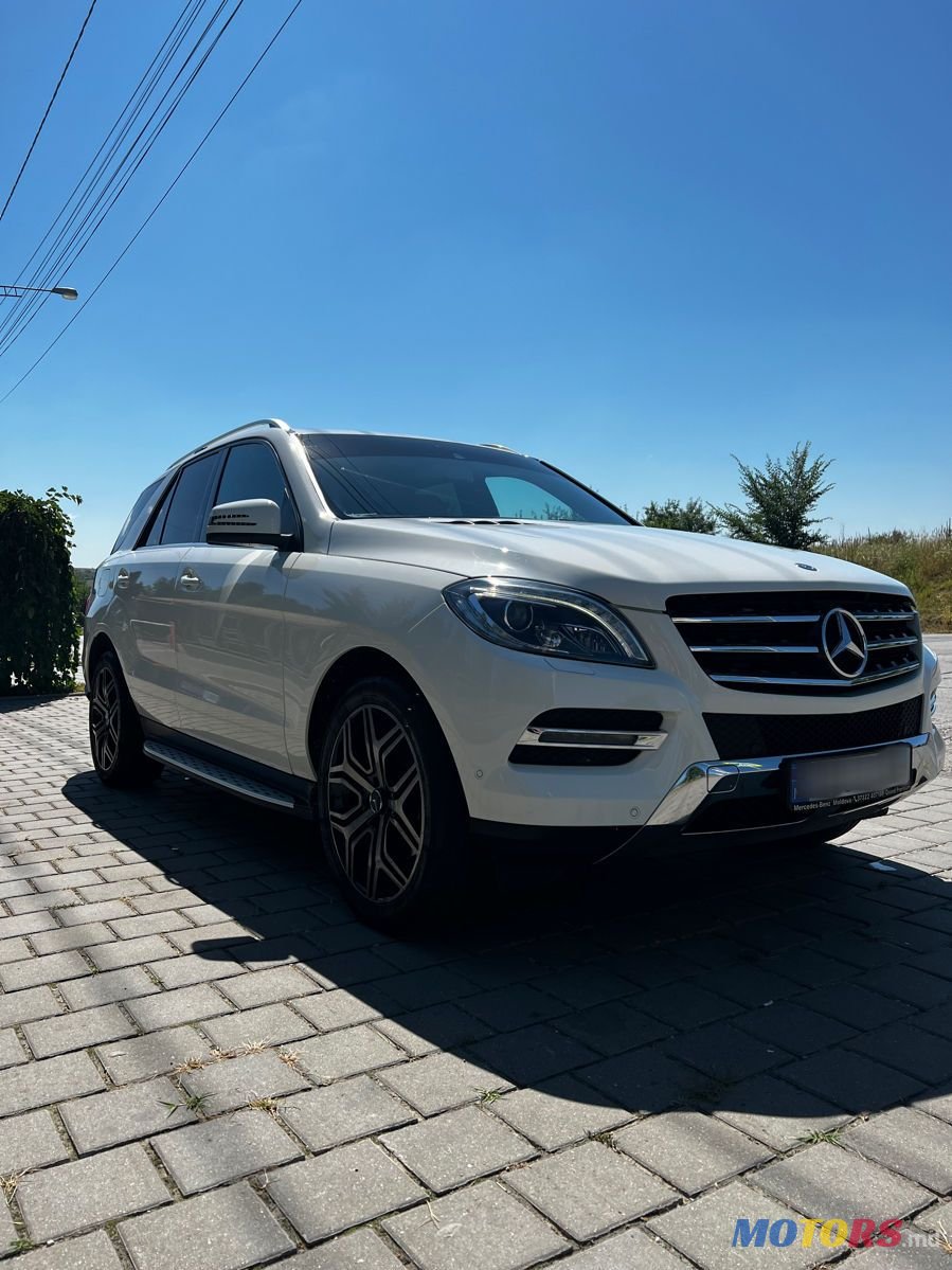 2013' Mercedes-Benz M Класс photo #2