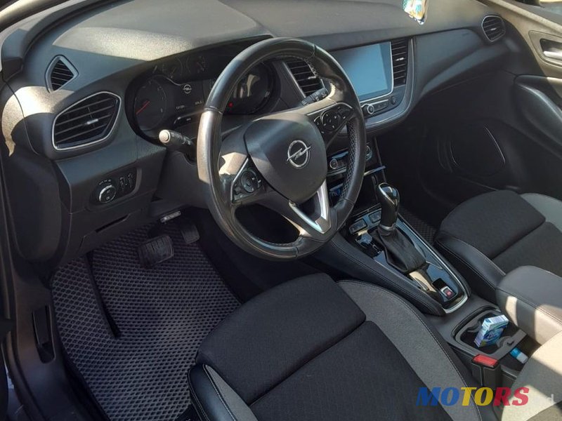 2020' Opel Grandland X photo #5