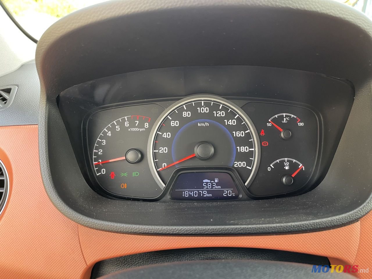 2015' Hyundai i10 photo #1