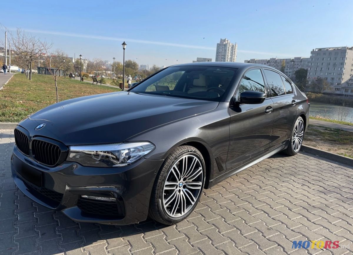 2017' BMW 5 Series photo #1