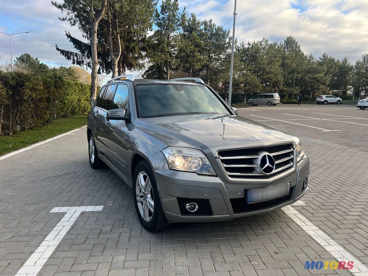 2011' Mercedes-Benz GLK-Class photo #4