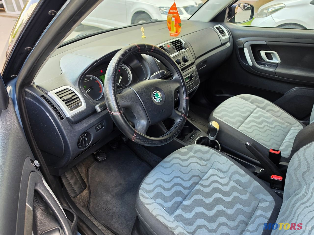 2010' Skoda Fabia photo #5