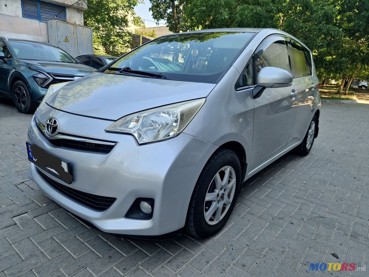 2012' Toyota Verso-S photo #1