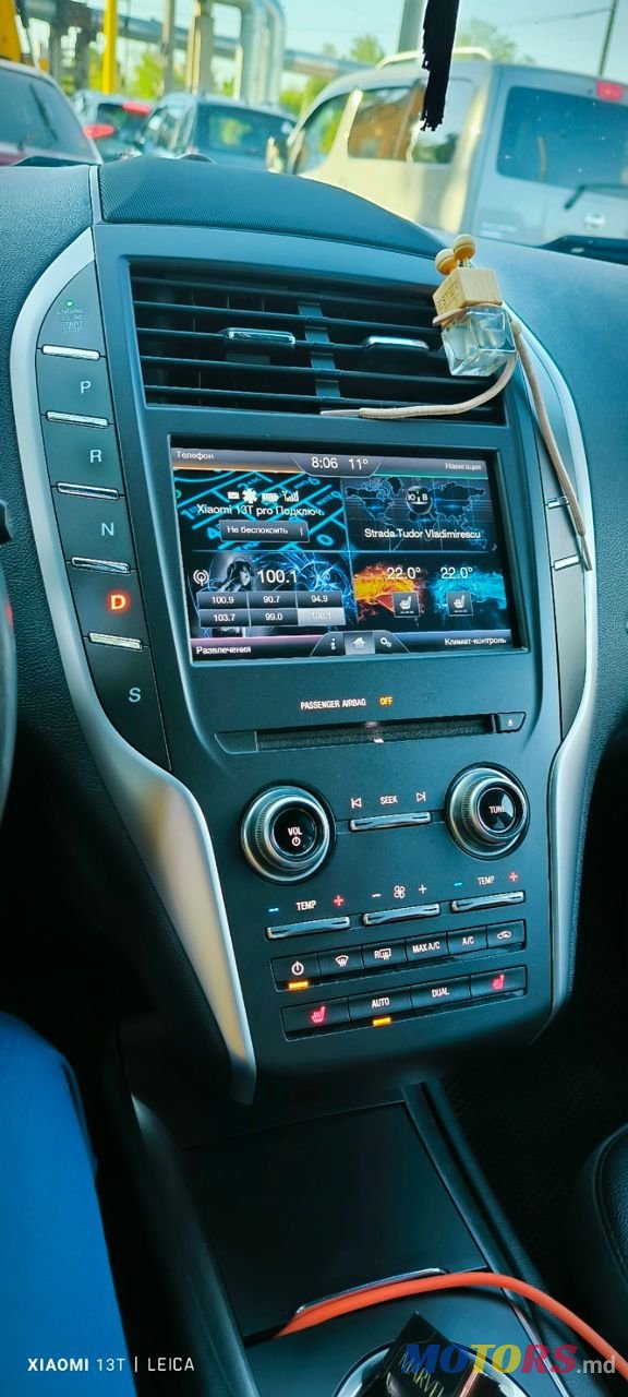 2015' Lincoln MKC photo #6