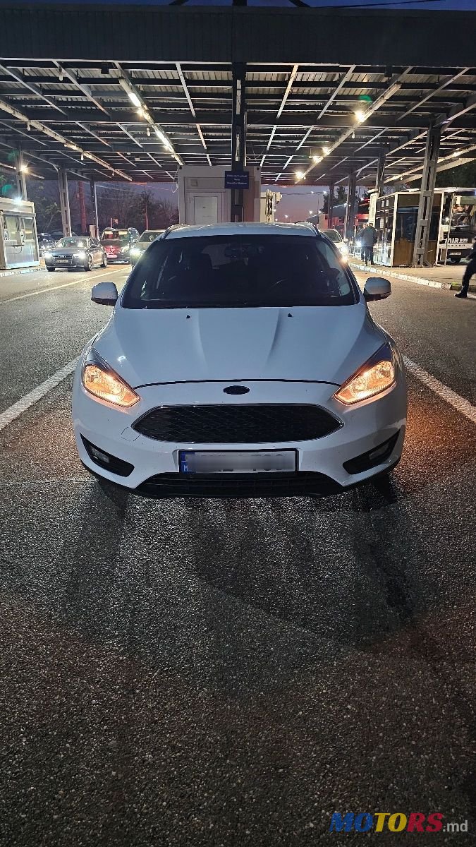 2017' Ford Focus photo #3