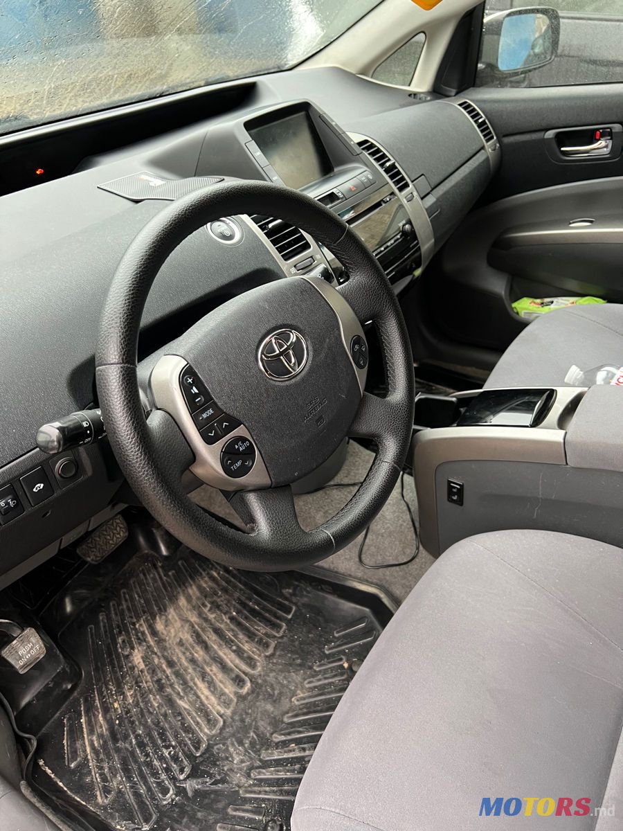 2006' Toyota Prius photo #4