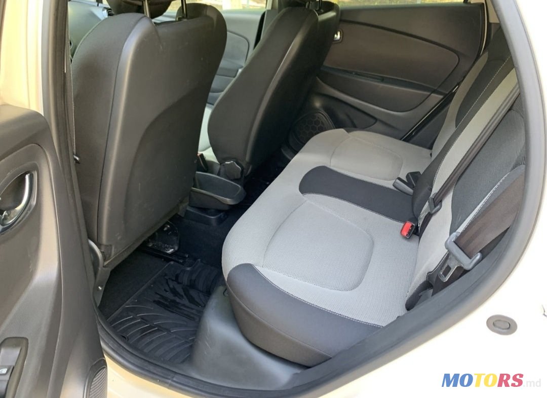 2014' Renault Captur photo #5