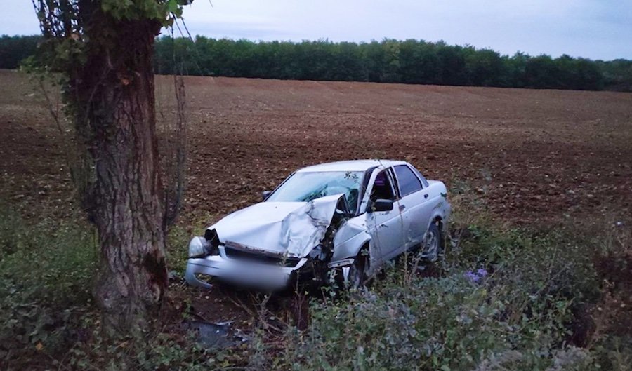 Un poliţist de frontieră din nordul Moldovei şi-a pierdut viaţa într-un accident, la volanul unei Lada