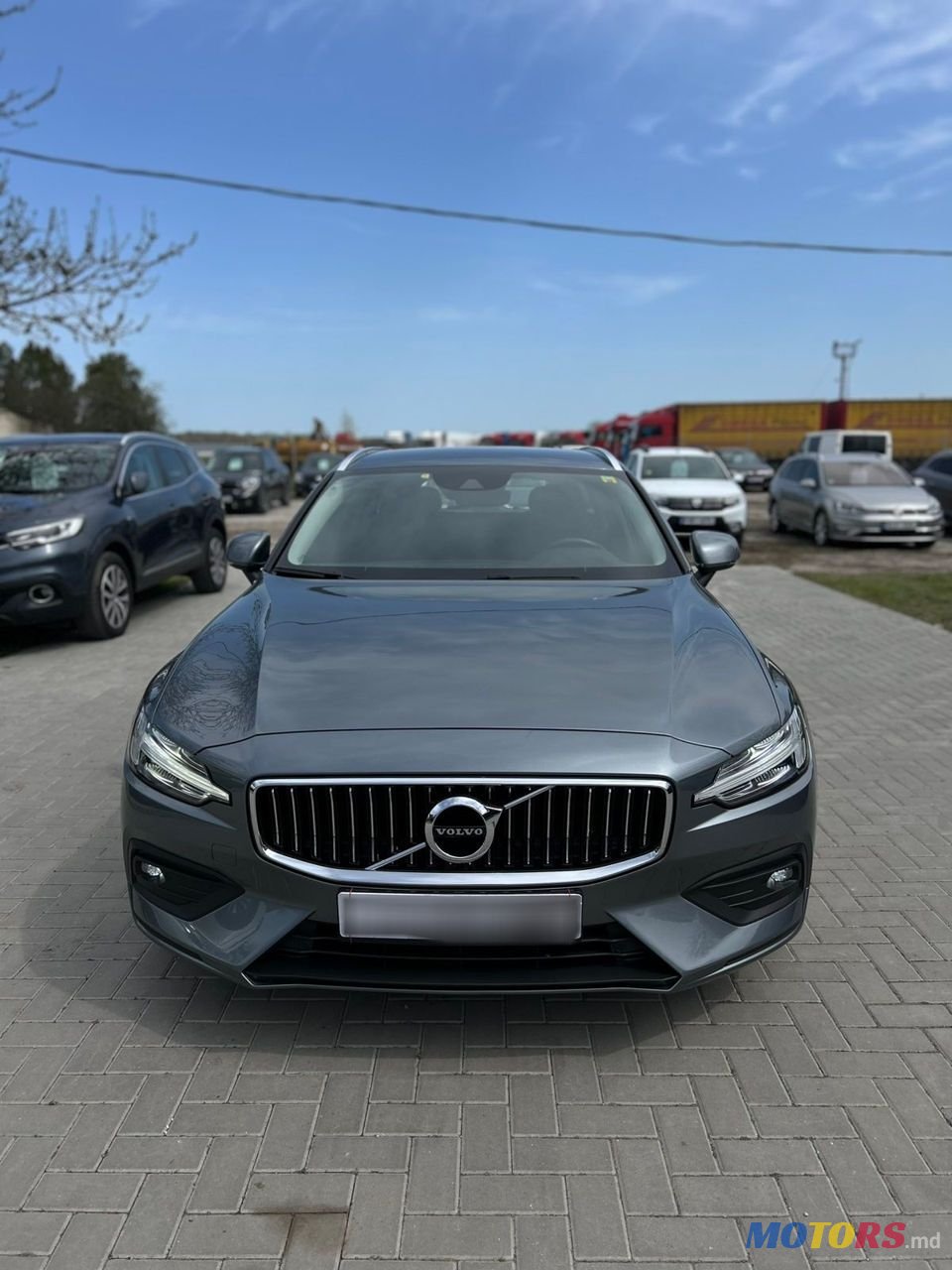 2020' Volvo V60 photo #3