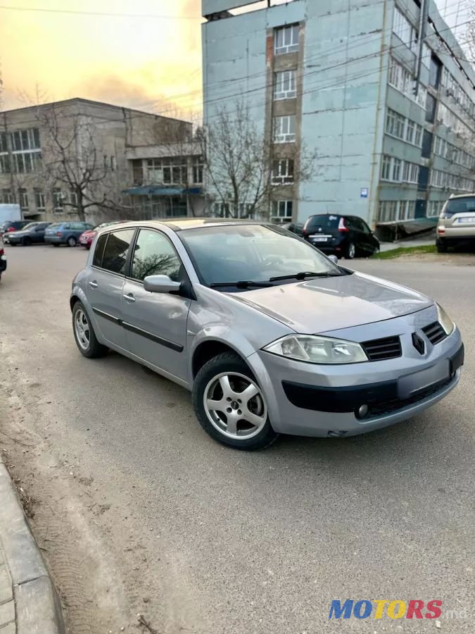 2005' Renault Megane photo #1