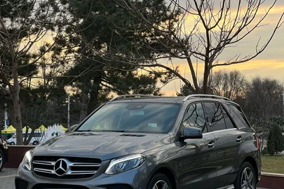2017' Mercedes-Benz GLE