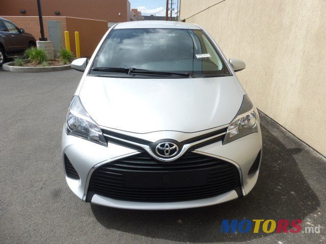 2014' Toyota Yaris photo #2