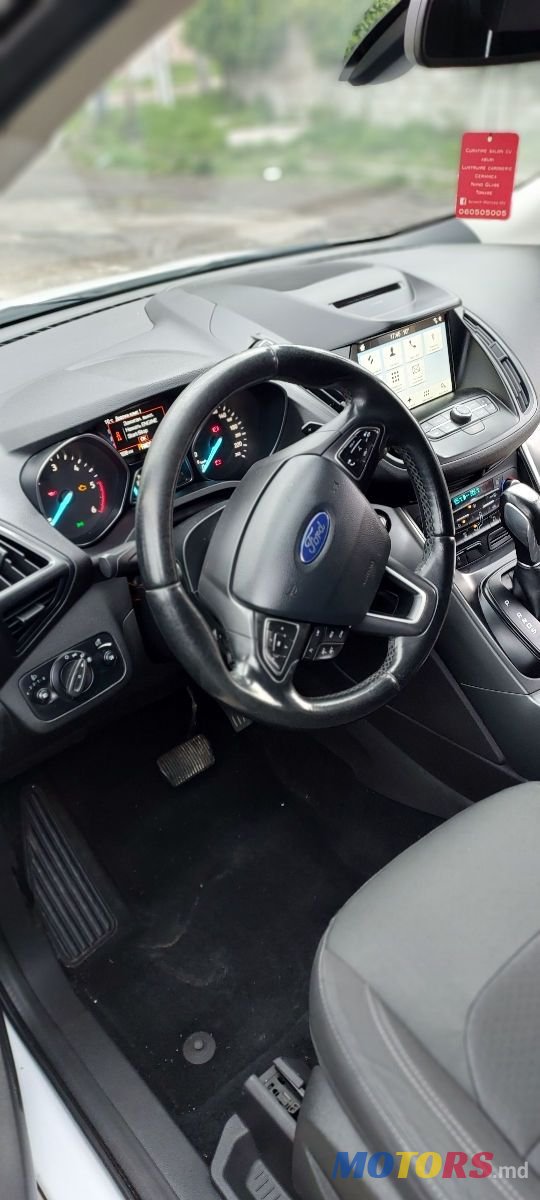 2017' Ford Kuga photo #3